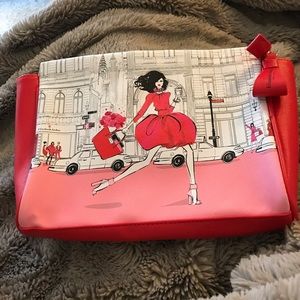 Elizabeth Arden cosmetics bag